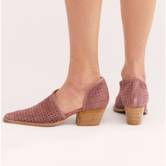Free People Pandora shoe boot size 39 EUR/ 8.5 US - Picture 1 of 10